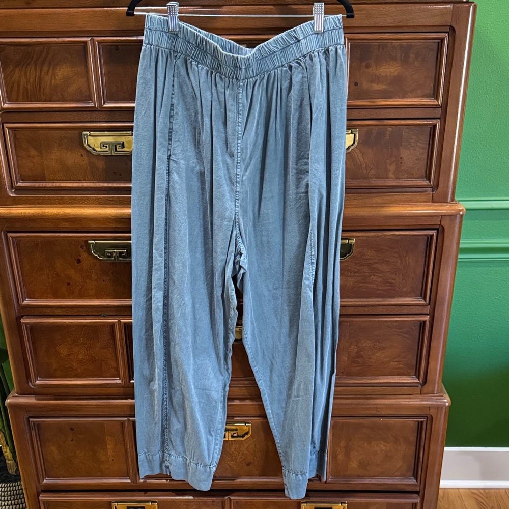 Free People elastic waist linen look pants